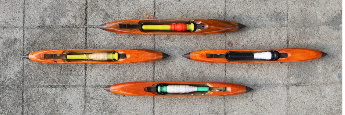 wooden-handloom-shuttles-from-india-picture-id1268718080
